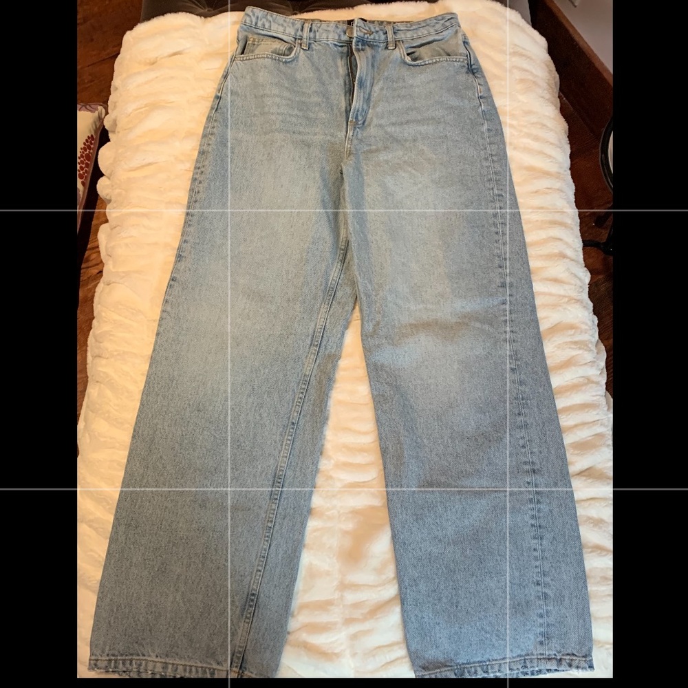 Urban Outfitters BDG baggy light wash jeans